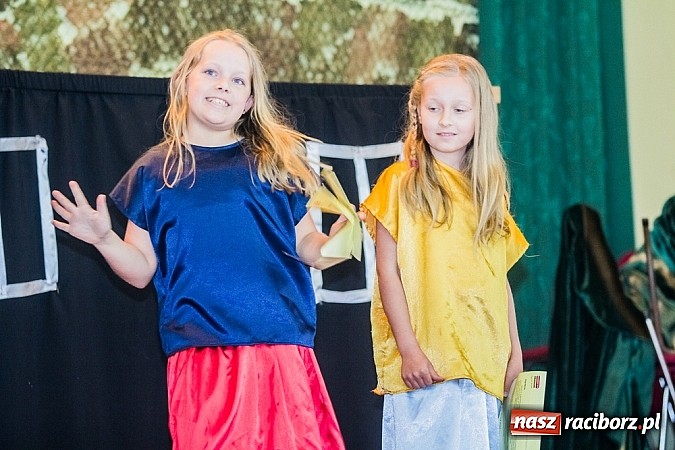 Zdjęcie w galerii na portalu naszraciborz.pl: Jubileusz 30-lecia Teatrzyku Niewielkiego w Borucinie wiadomości z regionu