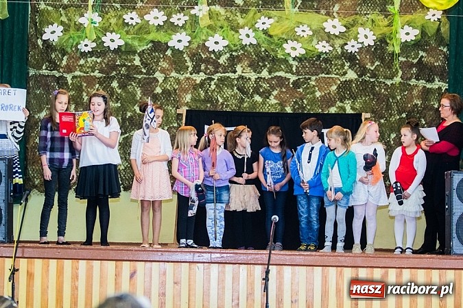 Zdjęcie w galerii na portalu naszraciborz.pl: Jubileusz 30-lecia Teatrzyku Niewielkiego w Borucinie wiadomości z regionu