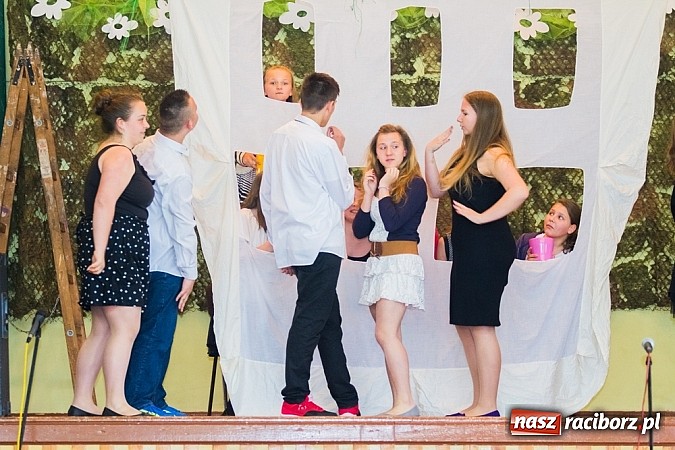Zdjęcie w galerii na portalu naszraciborz.pl: Jubileusz 30-lecia Teatrzyku Niewielkiego w Borucinie wiadomości z regionu