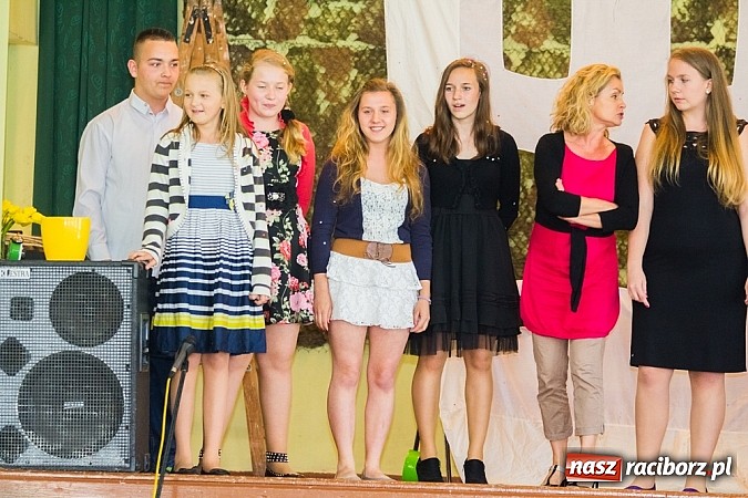 Zdjęcie w galerii na portalu naszraciborz.pl: Jubileusz 30-lecia Teatrzyku Niewielkiego w Borucinie wiadomości z regionu