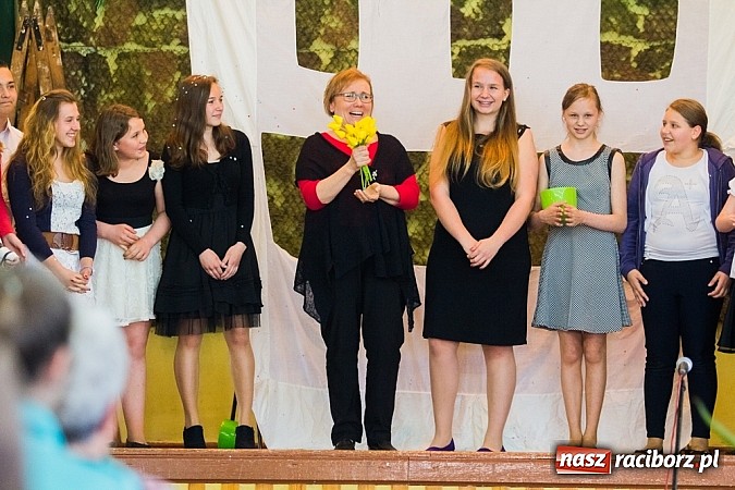 Zdjęcie w galerii na portalu naszraciborz.pl: Jubileusz 30-lecia Teatrzyku Niewielkiego w Borucinie wiadomości z regionu