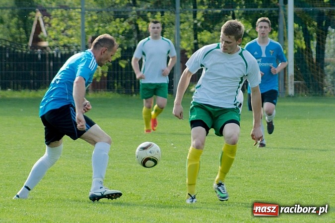 Zdjęcie w galerii na portalu naszraciborz.pl: Dobra passa Ocic przerwana. Gorzyce lepsze przy Tuwima wiadomości z regionu
