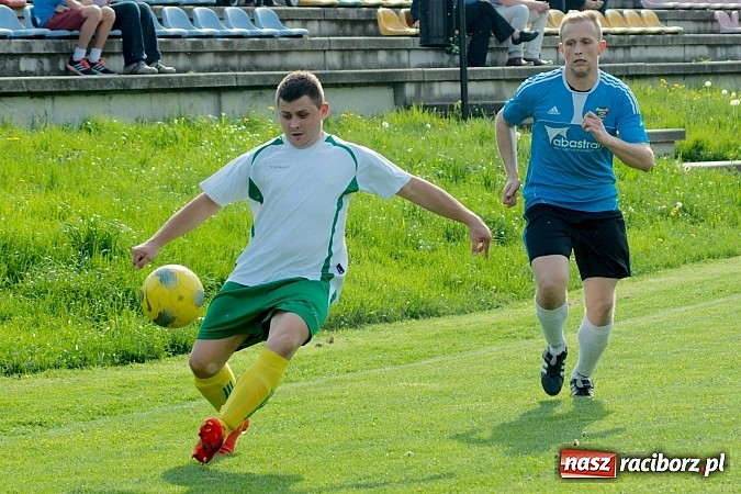 Zdjęcie w galerii na portalu naszraciborz.pl: Dobra passa Ocic przerwana. Gorzyce lepsze przy Tuwima wiadomości z regionu