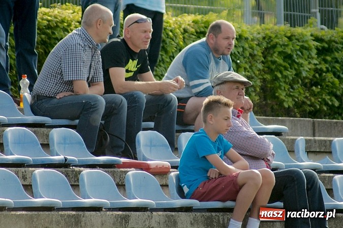 Zdjęcie w galerii na portalu naszraciborz.pl: Dobra passa Ocic przerwana. Gorzyce lepsze przy Tuwima wiadomości z regionu