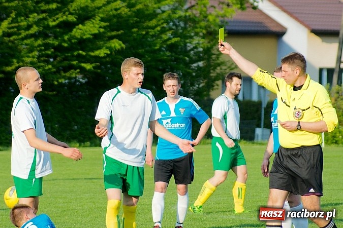 Zdjęcie w galerii na portalu naszraciborz.pl: Dobra passa Ocic przerwana. Gorzyce lepsze przy Tuwima wiadomości z regionu