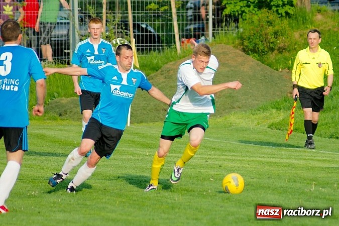 Zdjęcie w galerii na portalu naszraciborz.pl: Dobra passa Ocic przerwana. Gorzyce lepsze przy Tuwima wiadomości z regionu