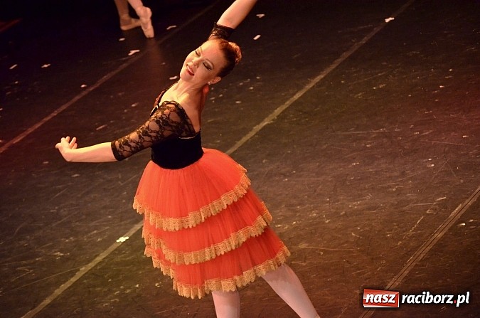 Zdjęcie w galerii na portalu naszraciborz.pl: Widowiskowy Ballet Magnificat zatańczył w Raciborskim Centrum Kultury wiadomości z regionu