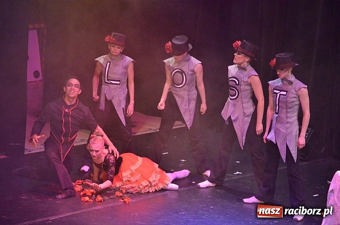 Zdjęcie w galerii na portalu naszraciborz.pl: Widowiskowy Ballet Magnificat zatańczył w Raciborskim Centrum Kultury wiadomości z regionu