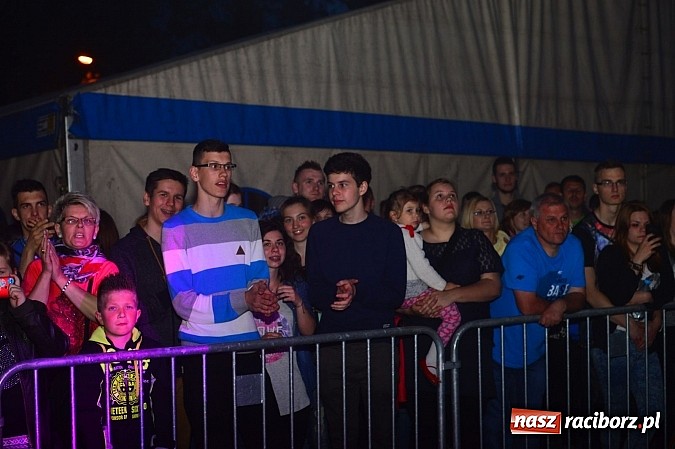 Zdjęcie w galerii na portalu naszraciborz.pl: Andre na zakończenie pierwszego dnia Eko-Wystawy w Pietrowicach Wielkich wiadomości z regionu