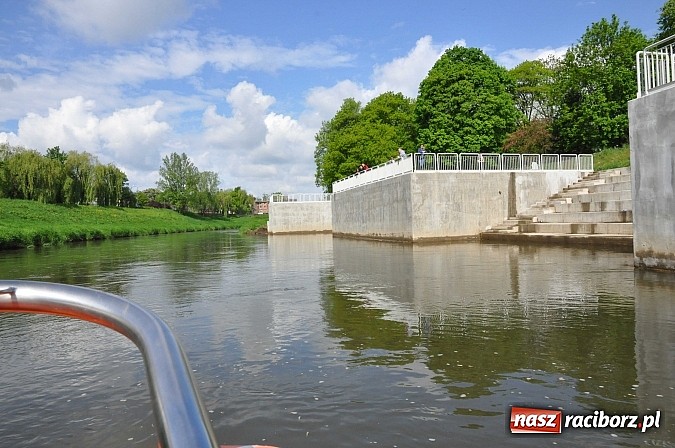 Zdjęcie w galerii na portalu naszraciborz.pl: Sprinty odrzańskie od mostu Zamkowego do kładki - WIDEO wiadomości z regionu