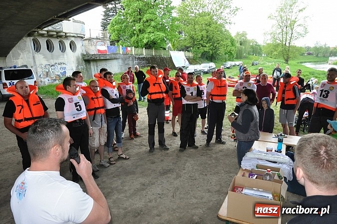 Zdjęcie w galerii na portalu naszraciborz.pl: Sprinty odrzańskie od mostu Zamkowego do kładki - WIDEO wiadomości z regionu