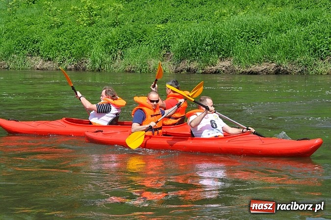 Zdjęcie w galerii na portalu naszraciborz.pl: Sprinty odrzańskie od mostu Zamkowego do kładki - WIDEO wiadomości z regionu