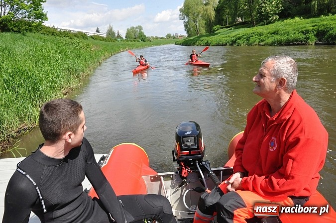 Zdjęcie w galerii na portalu naszraciborz.pl: Sprinty odrzańskie od mostu Zamkowego do kładki - WIDEO wiadomości z regionu