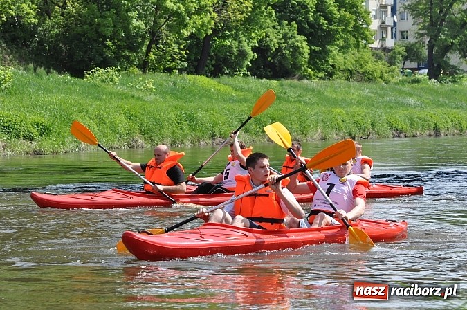 Zdjęcie w galerii na portalu naszraciborz.pl: Sprinty odrzańskie od mostu Zamkowego do kładki - WIDEO wiadomości z regionu