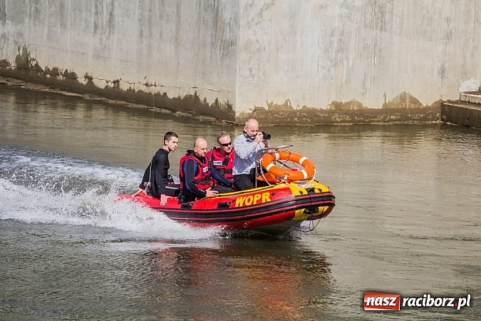 Zdjęcie w galerii na portalu naszraciborz.pl: Sprinty odrzańskie od mostu Zamkowego do kładki - WIDEO wiadomości z regionu