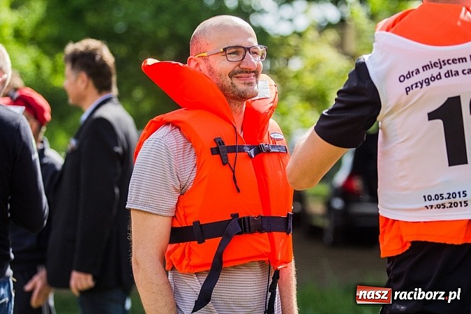Zdjęcie w galerii na portalu naszraciborz.pl: Sprinty odrzańskie od mostu Zamkowego do kładki - WIDEO wiadomości z regionu