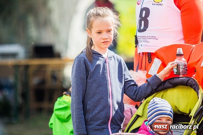 Zdjęcie w galerii na portalu naszraciborz.pl: Sprinty odrzańskie od mostu Zamkowego do kładki - WIDEO wiadomości z regionu