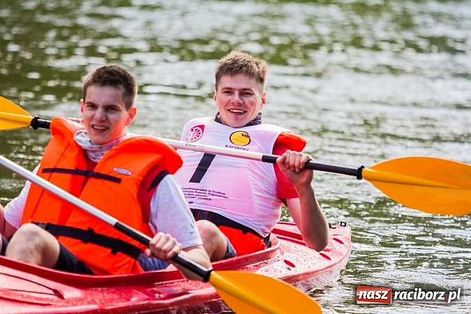 Zdjęcie w galerii na portalu naszraciborz.pl: Sprinty odrzańskie od mostu Zamkowego do kładki - WIDEO wiadomości z regionu
