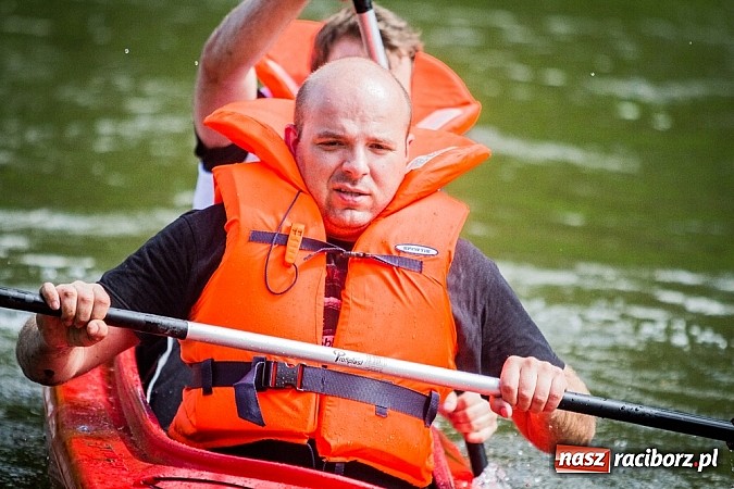 Zdjęcie w galerii na portalu naszraciborz.pl: Sprinty odrzańskie od mostu Zamkowego do kładki - WIDEO wiadomości z regionu