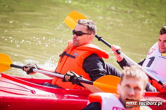 Zdjęcie w galerii na portalu naszraciborz.pl: Sprinty odrzańskie od mostu Zamkowego do kładki - WIDEO wiadomości z regionu