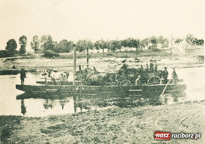 Zdjęcie w galerii na portalu naszraciborz.pl: Biskup poświęci pomnik ofiar sprzed 125 lat wiadomości z regionu