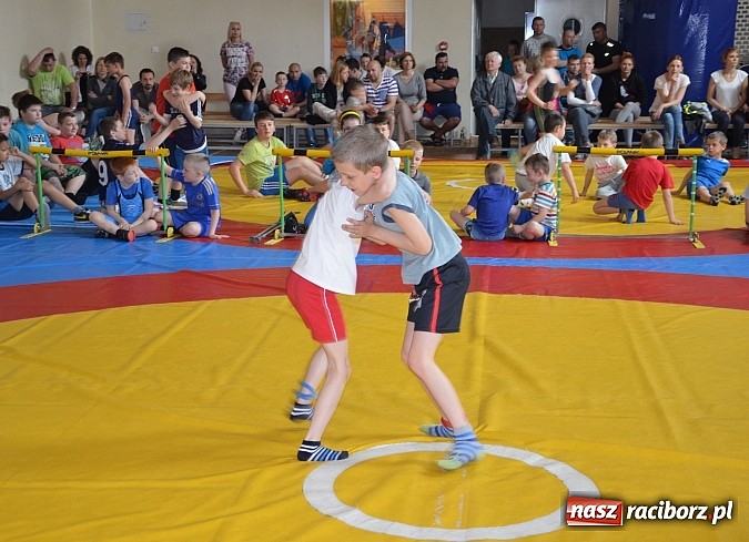 Zdjęcie w galerii na portalu naszraciborz.pl: Klubowa liga zapaśnicza dzieci  wiadomości z regionu
