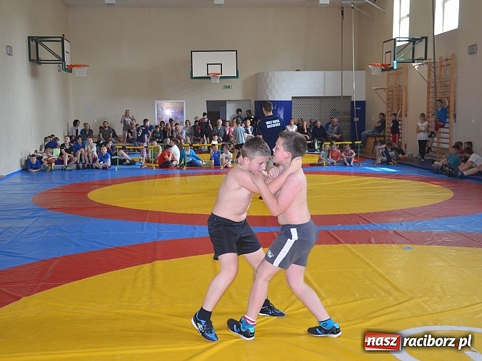 Zdjęcie w galerii na portalu naszraciborz.pl: Klubowa liga zapaśnicza dzieci  wiadomości z regionu