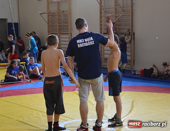 Zdjęcie w galerii na portalu naszraciborz.pl: Klubowa liga zapaśnicza dzieci  wiadomości z regionu