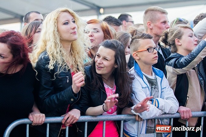 Zdjęcie w galerii na portalu naszraciborz.pl: Sylwia Grzeszczak na zakończenie XV Eko-Wystawy w Pietrowicach Wielkich wiadomości z regionu