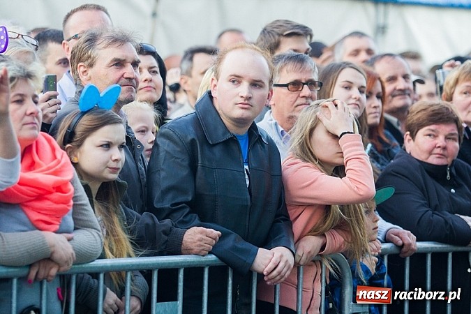 Zdjęcie w galerii na portalu naszraciborz.pl: Sylwia Grzeszczak na zakończenie XV Eko-Wystawy w Pietrowicach Wielkich wiadomości z regionu