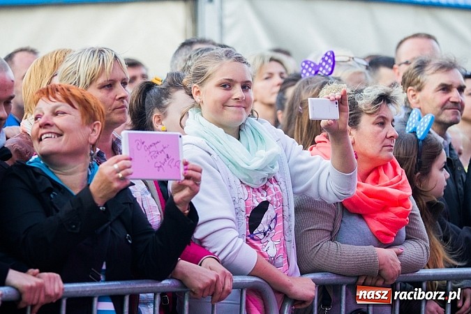 Zdjęcie w galerii na portalu naszraciborz.pl: Sylwia Grzeszczak na zakończenie XV Eko-Wystawy w Pietrowicach Wielkich wiadomości z regionu