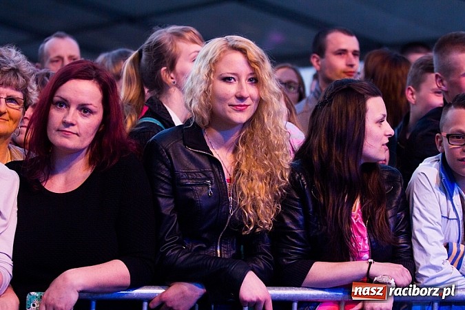 Zdjęcie w galerii na portalu naszraciborz.pl: Sylwia Grzeszczak na zakończenie XV Eko-Wystawy w Pietrowicach Wielkich wiadomości z regionu