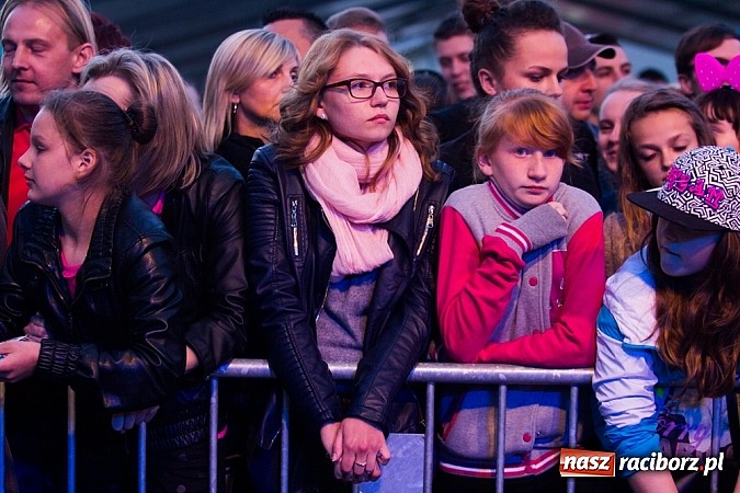 Zdjęcie w galerii na portalu naszraciborz.pl: Sylwia Grzeszczak na zakończenie XV Eko-Wystawy w Pietrowicach Wielkich wiadomości z regionu