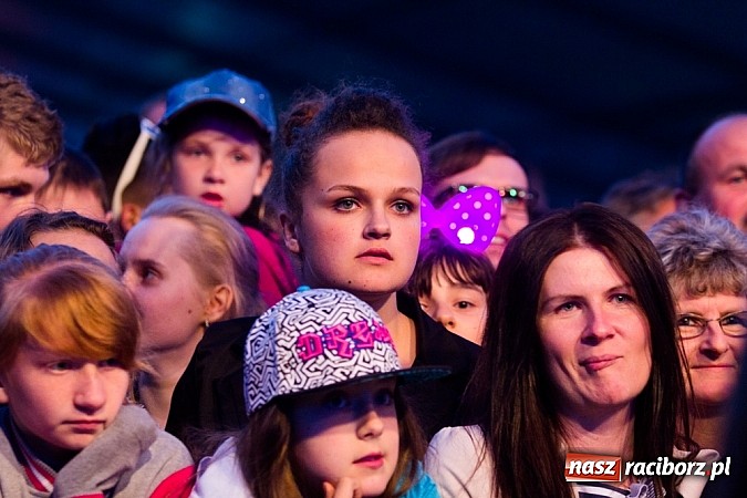 Zdjęcie w galerii na portalu naszraciborz.pl: Sylwia Grzeszczak na zakończenie XV Eko-Wystawy w Pietrowicach Wielkich wiadomości z regionu