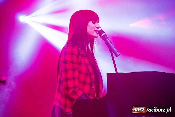 Zdjęcie w galerii na portalu naszraciborz.pl: Sylwia Grzeszczak na zakończenie XV Eko-Wystawy w Pietrowicach Wielkich wiadomości z regionu