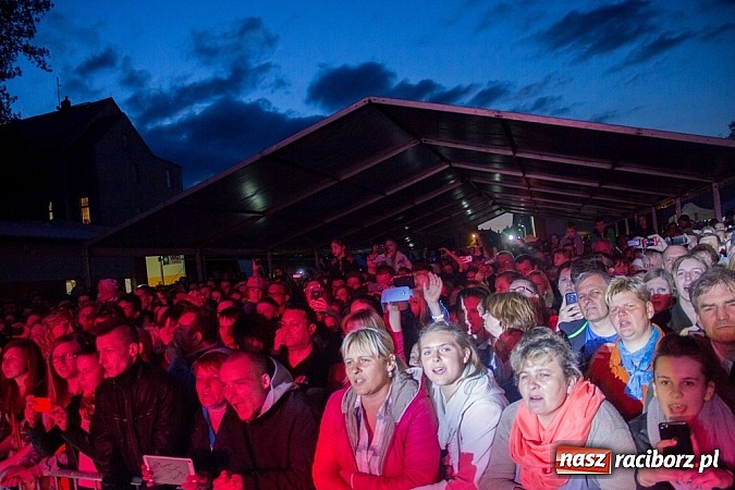 Zdjęcie w galerii na portalu naszraciborz.pl: Sylwia Grzeszczak na zakończenie XV Eko-Wystawy w Pietrowicach Wielkich wiadomości z regionu