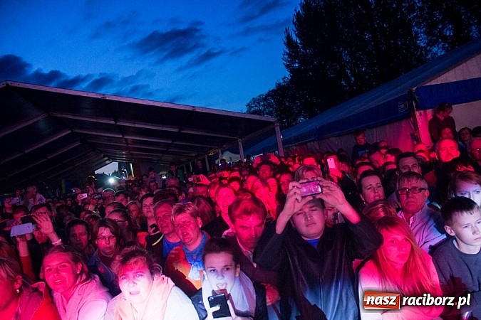 Zdjęcie w galerii na portalu naszraciborz.pl: Sylwia Grzeszczak na zakończenie XV Eko-Wystawy w Pietrowicach Wielkich wiadomości z regionu