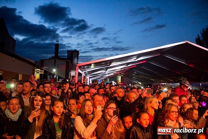 Zdjęcie w galerii na portalu naszraciborz.pl: Sylwia Grzeszczak na zakończenie XV Eko-Wystawy w Pietrowicach Wielkich wiadomości z regionu