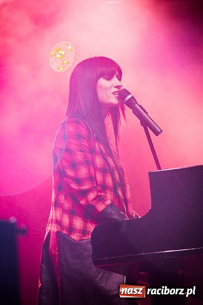 Zdjęcie w galerii na portalu naszraciborz.pl: Sylwia Grzeszczak na zakończenie XV Eko-Wystawy w Pietrowicach Wielkich wiadomości z regionu