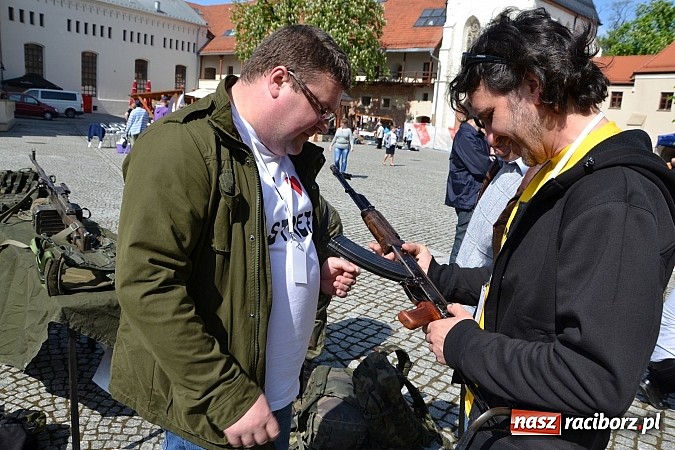 Zdjęcie w galerii na portalu naszraciborz.pl: Pozytywna energia ekonomii społecznej na zamku wiadomości z regionu