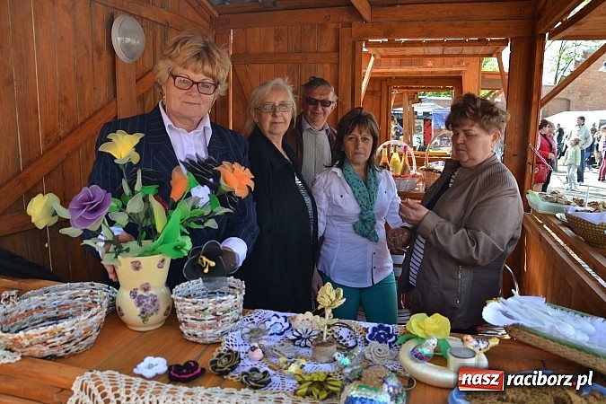 Zdjęcie w galerii na portalu naszraciborz.pl: Pozytywna energia ekonomii społecznej na zamku wiadomości z regionu