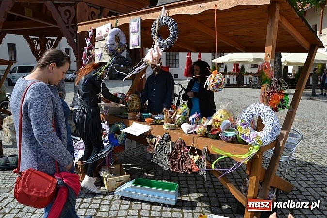 Zdjęcie w galerii na portalu naszraciborz.pl: Pozytywna energia ekonomii społecznej na zamku wiadomości z regionu