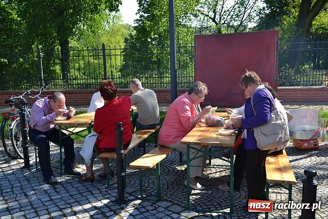 Zdjęcie w galerii na portalu naszraciborz.pl: Pozytywna energia ekonomii społecznej na zamku wiadomości z regionu