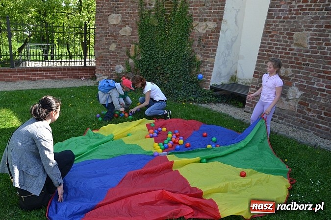 Zdjęcie w galerii na portalu naszraciborz.pl: Pozytywna energia ekonomii społecznej na zamku wiadomości z regionu