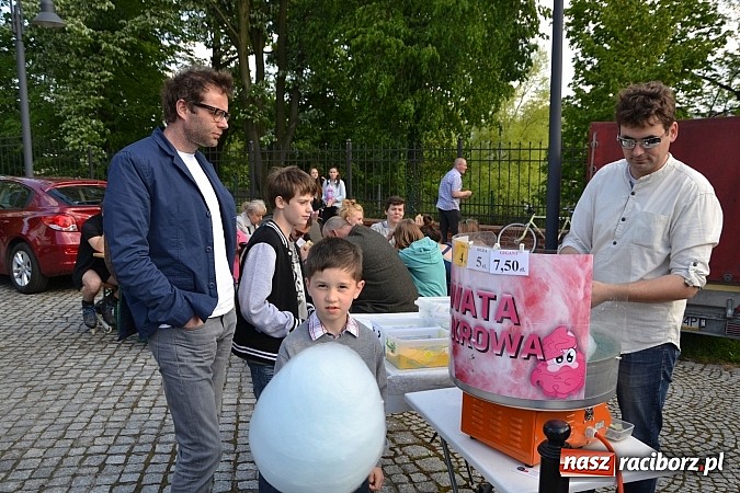Zdjęcie w galerii na portalu naszraciborz.pl: Pozytywna energia ekonomii społecznej na zamku wiadomości z regionu