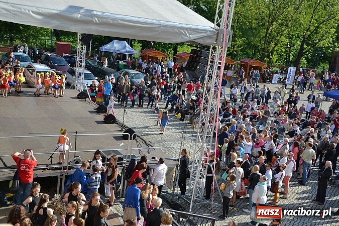 Zdjęcie w galerii na portalu naszraciborz.pl: Pozytywna energia ekonomii społecznej na zamku wiadomości z regionu