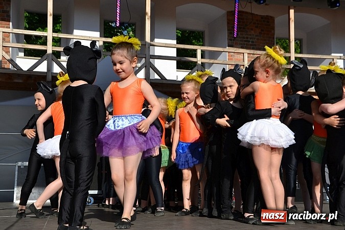 Zdjęcie w galerii na portalu naszraciborz.pl: Pozytywna energia ekonomii społecznej na zamku wiadomości z regionu