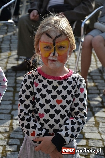 Zdjęcie w galerii na portalu naszraciborz.pl: Pozytywna energia ekonomii społecznej na zamku wiadomości z regionu