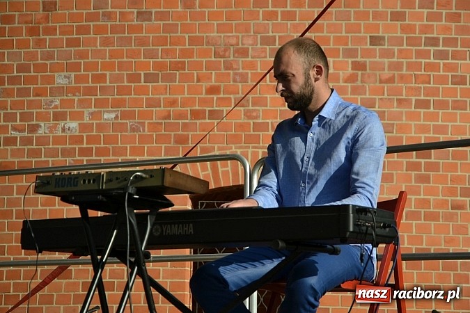 Zdjęcie w galerii na portalu naszraciborz.pl: Pozytywna energia ekonomii społecznej na zamku wiadomości z regionu