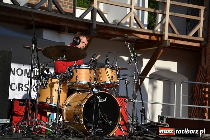 Zdjęcie w galerii na portalu naszraciborz.pl: Pozytywna energia ekonomii społecznej na zamku wiadomości z regionu